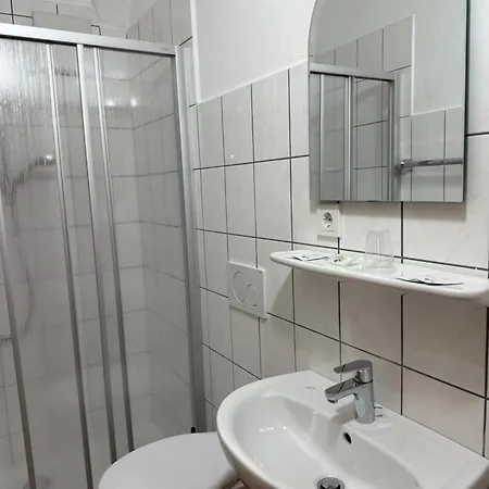 Gasthof Goldenes Lamm Vahrn Room photo