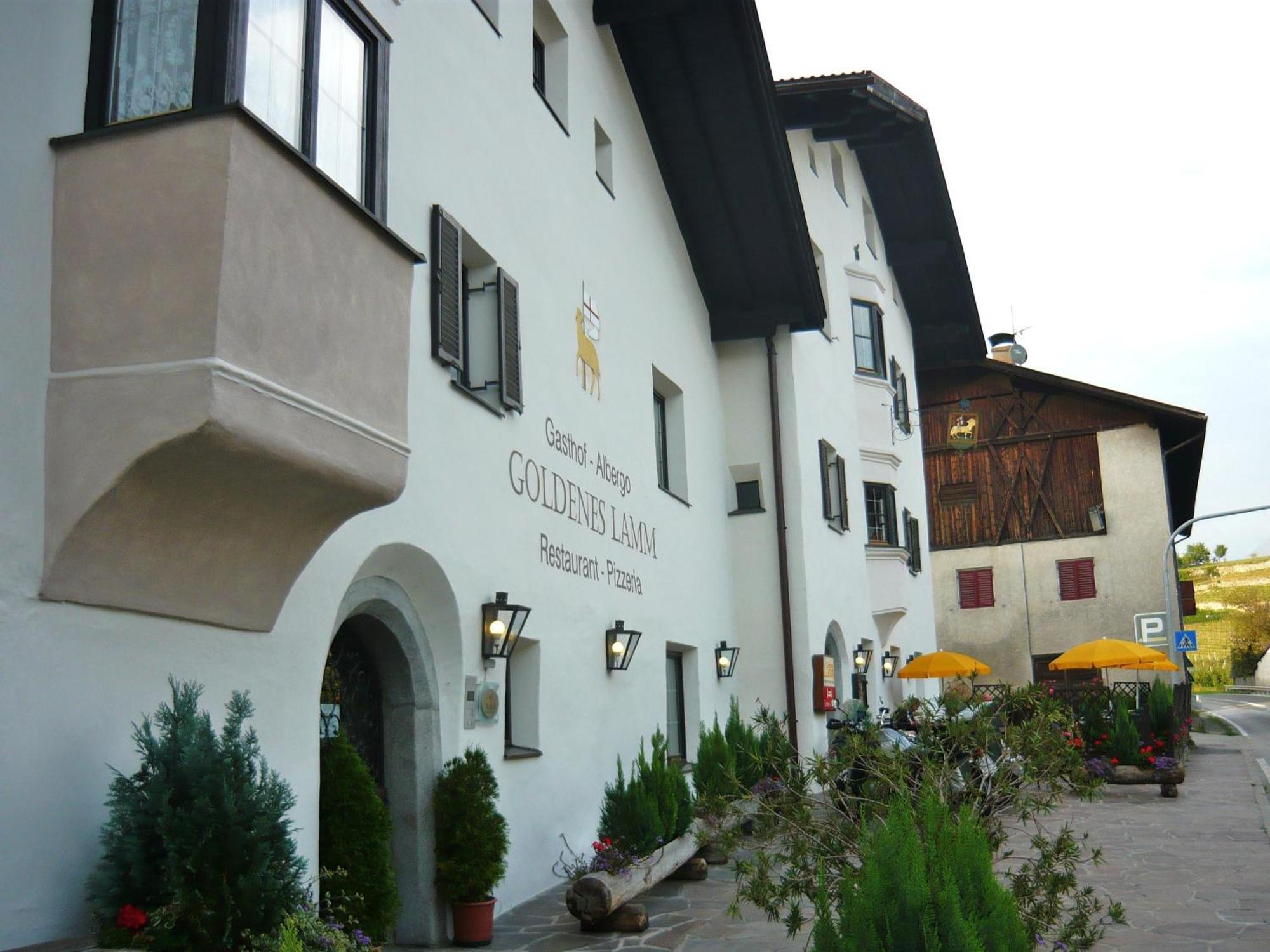 Hotel Goldenes Lamm 3*